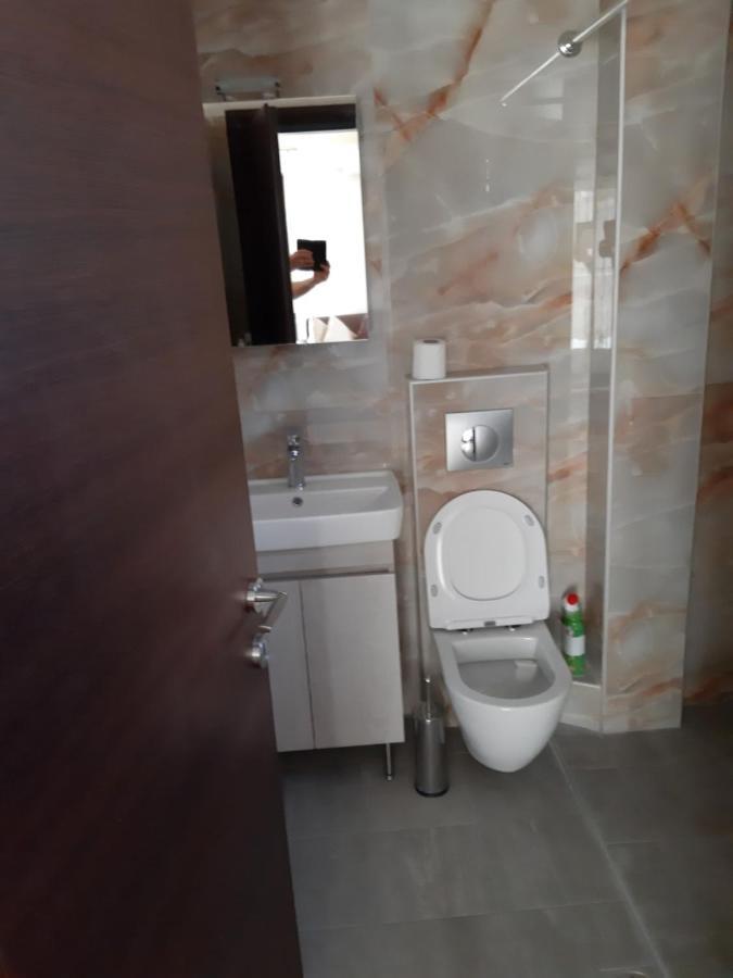 Kosmos Service Apartment City Center 1 With Additional Cost Parking Tesalónica Exterior foto