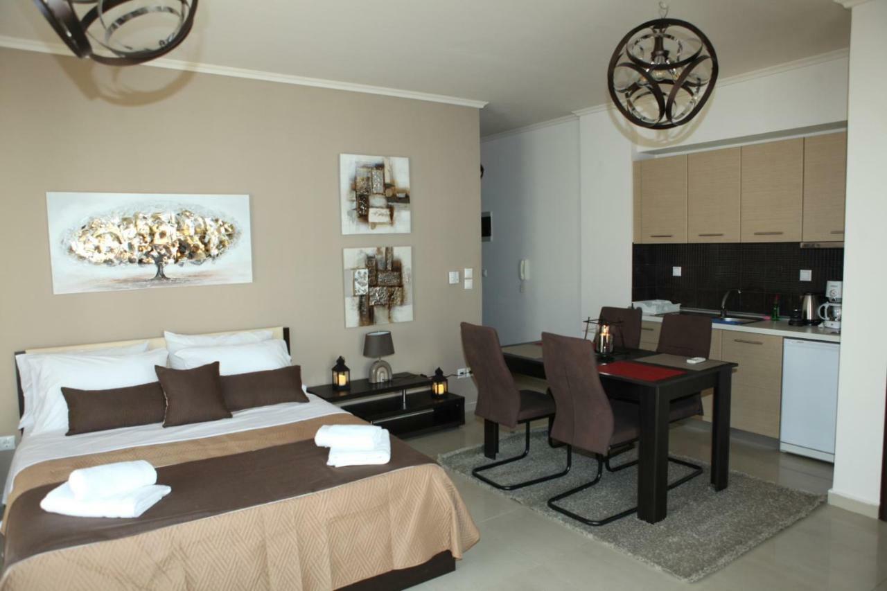 Kosmos Service Apartment City Center 1 With Additional Cost Parking Tesalónica Exterior foto
